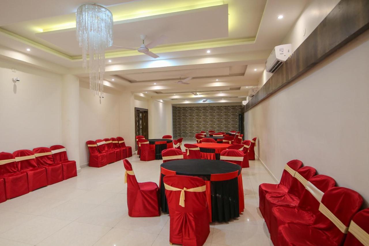 Oyo 3603 White Pearl Hotel Jabalpur Buitenkant foto